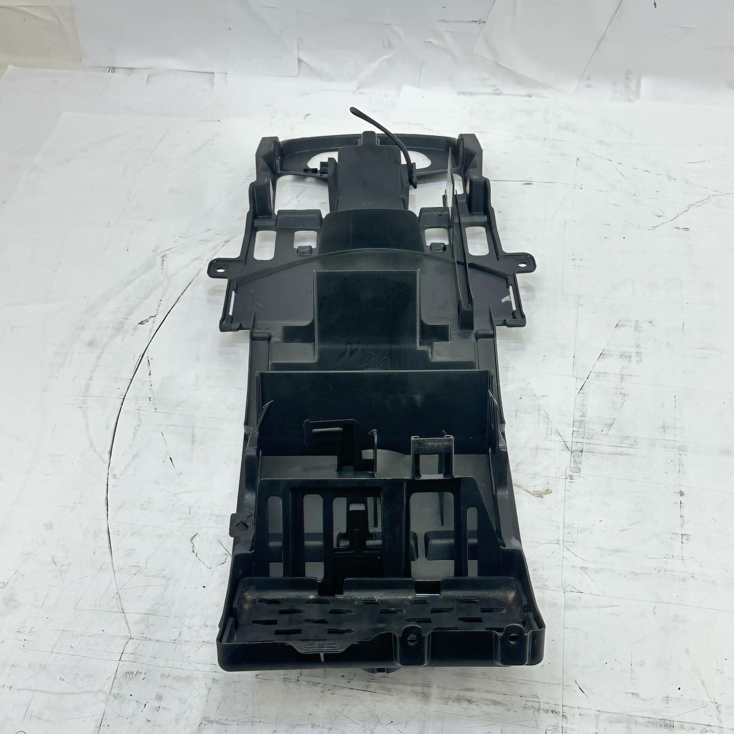 2011 - 2026 SUZUKI GSXR 600 GSXR 750 BATTERY TRAY HOLDER UNDERTAIL PLASTIC BLACK