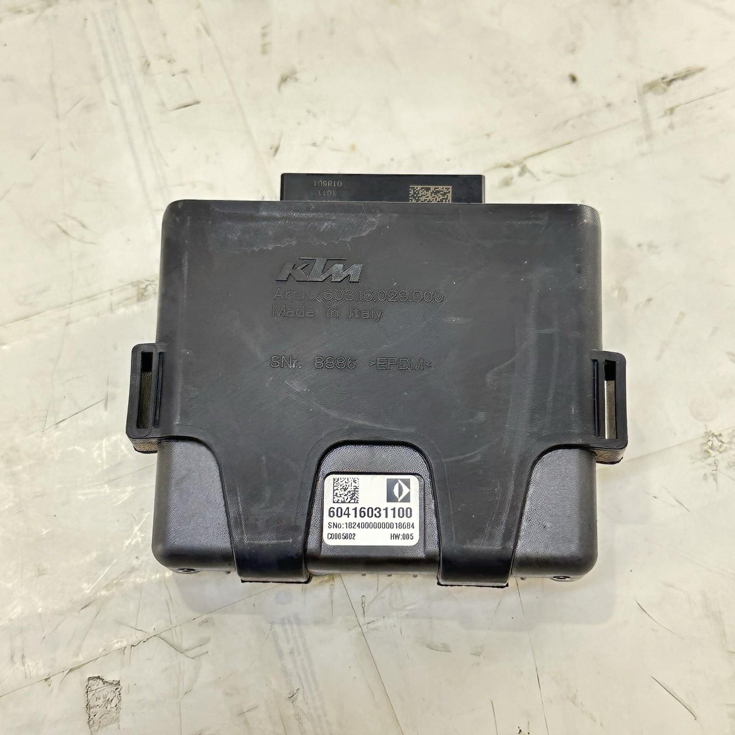 2017 - 2019 KTM 1290 SUPER DUKE GT LOCK SET IGNITION KEY ECU COMPUTER MODULE