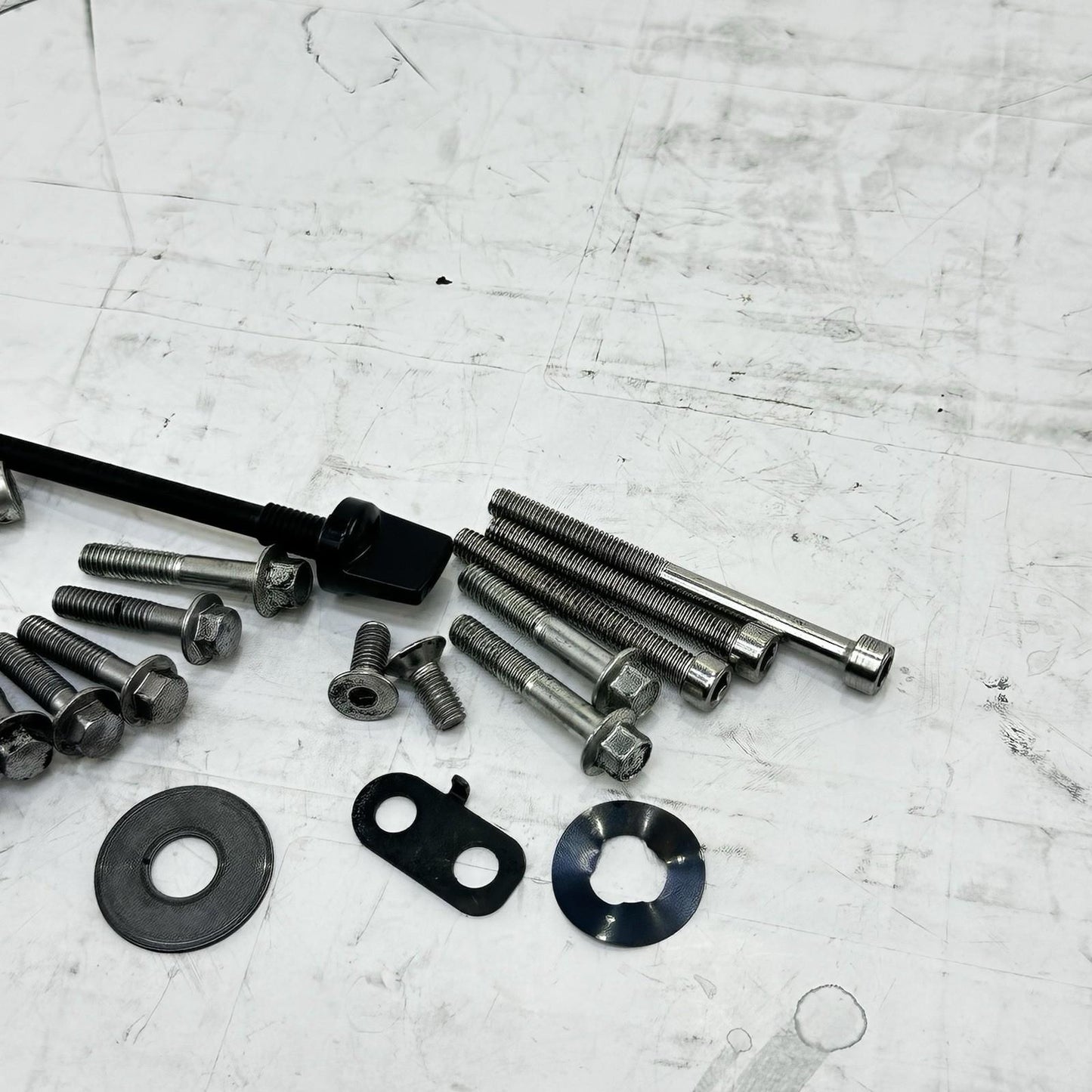 2008 - 2011 HONDA CBR1000RR CLUTCH COVER SIDE ENGINE MOTOR GUARD PANEL BOLTS