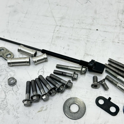 2008 - 2011 HONDA CBR1000RR CLUTCH COVER SIDE ENGINE MOTOR GUARD PANEL BOLTS