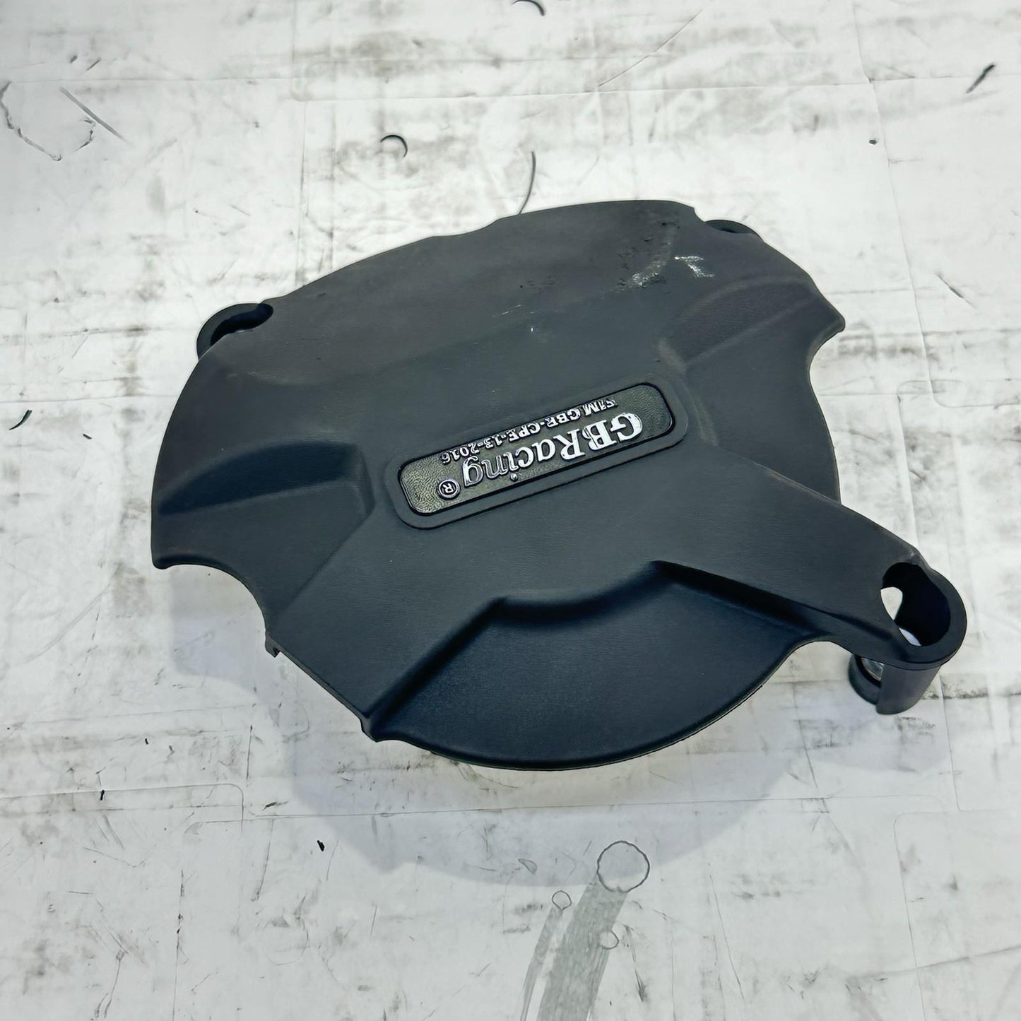 2008 - 2011 HONDA CBR1000RR STATOR COVER MAGNETO GUARD GENERATOR ALTERNATOR BOLT