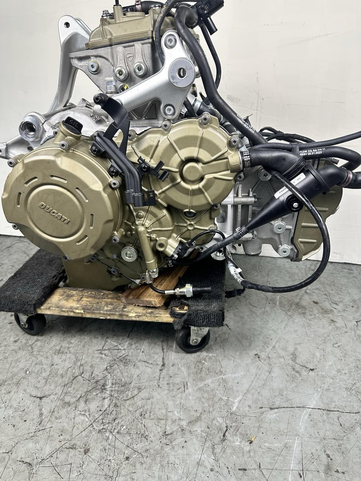 2018 - 2024 DUCATI PANIGALE V4 V4S ENGINE MOTOR COMPLETE *30 DAY WARRANTY* STOCK