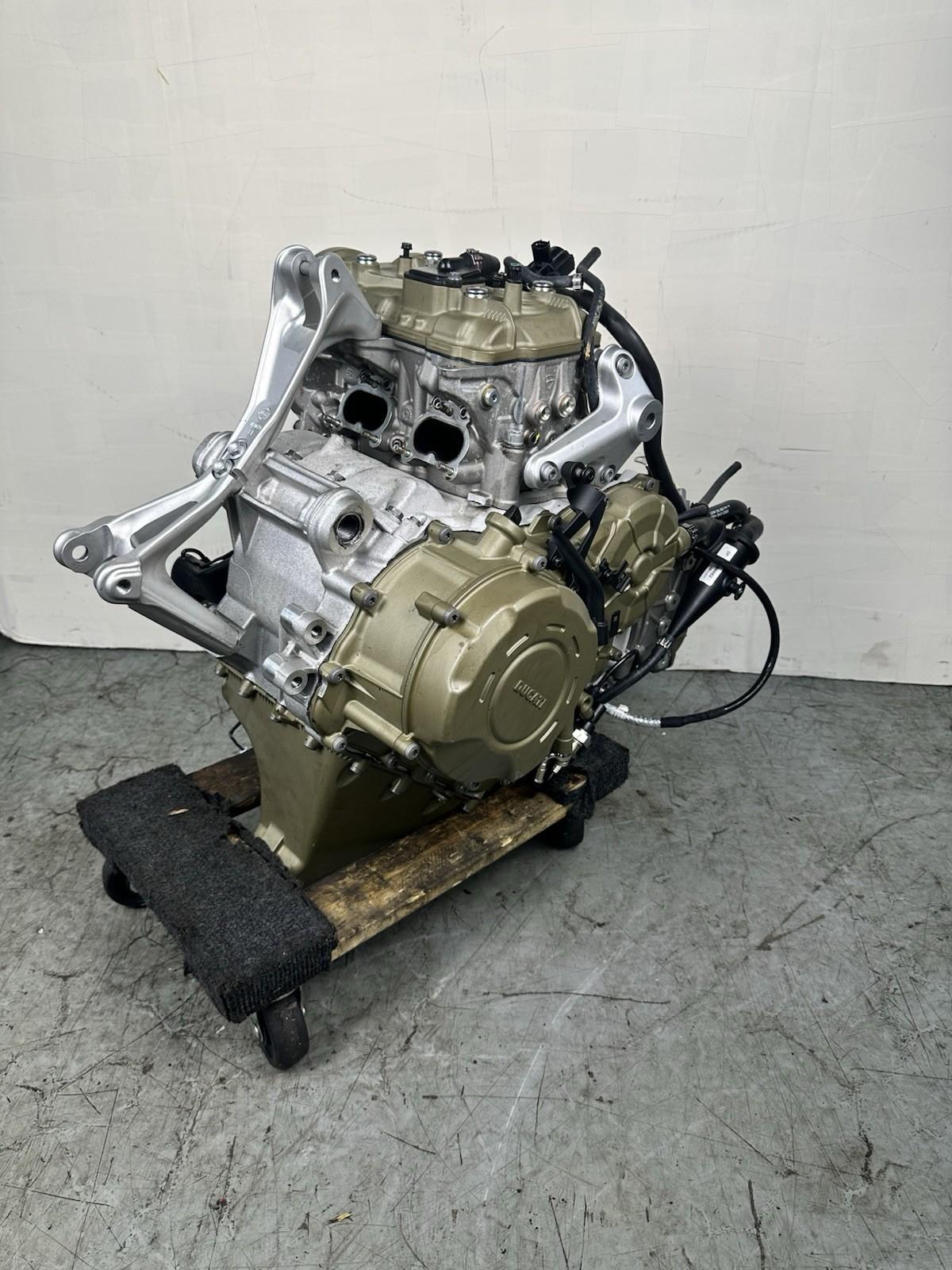 2018 - 2024 DUCATI PANIGALE V4 V4S ENGINE MOTOR COMPLETE *30 DAY WARRANTY* STOCK