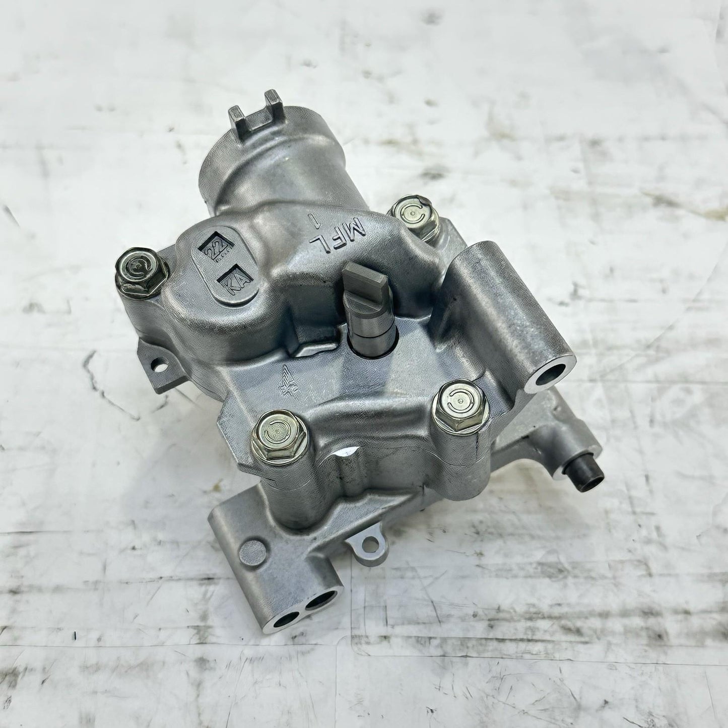 2008 - 2011 HONDA CBR1000RR OIL PUMP ASSEMBLY ENGINE MOTOR CHAIN BOLTS