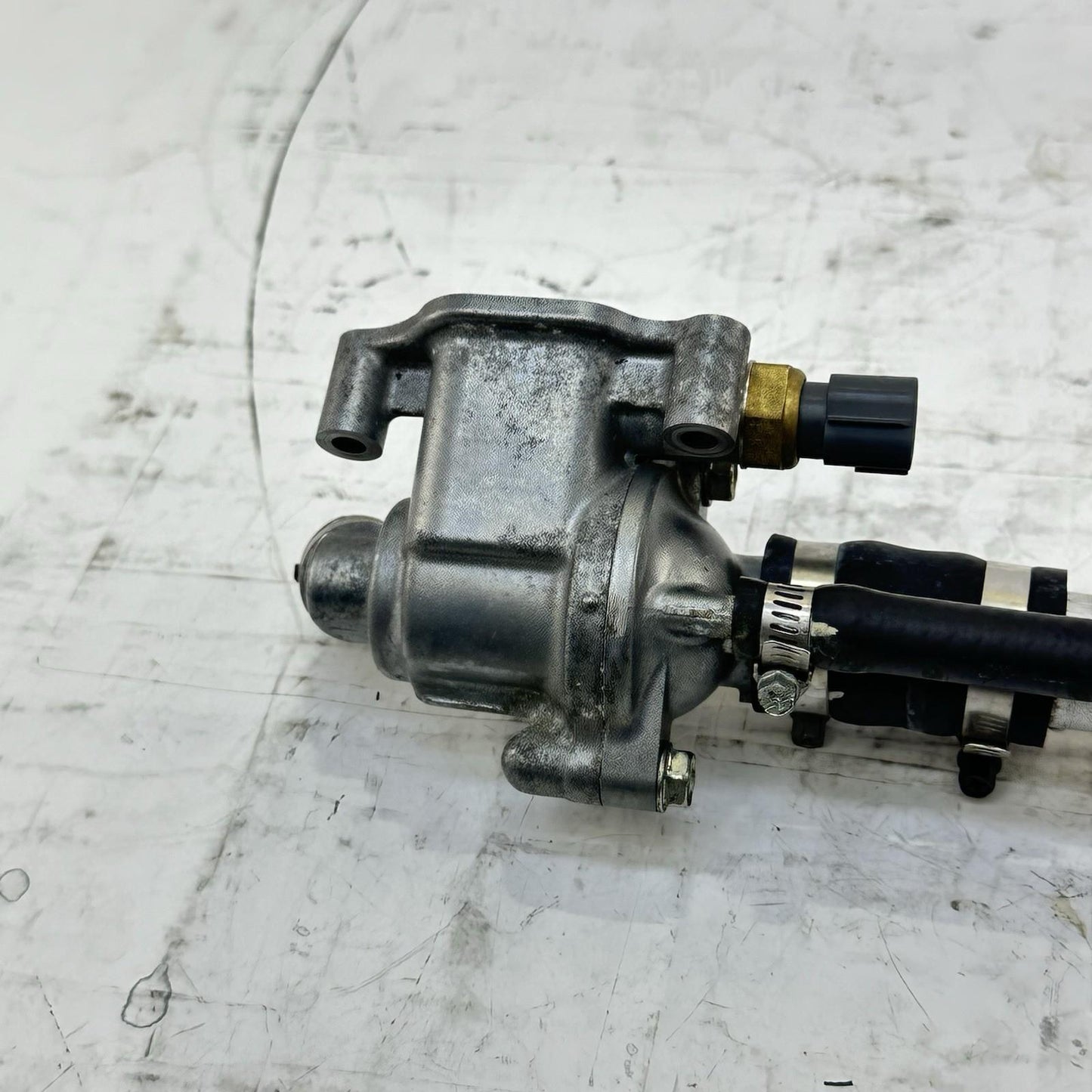 2008 - 2011 HONDA CBR1000RR WATER PUMP THERMOSTAT ENGINE MOTOR HOSES LINES ASSY