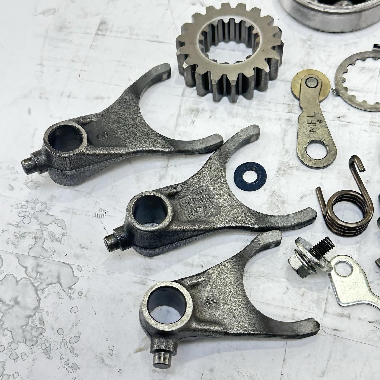 2008 - 2011 HONDA CBR1000RR TRANSMISSION ENGINE MOTOR TRANNY GEARS STOCK