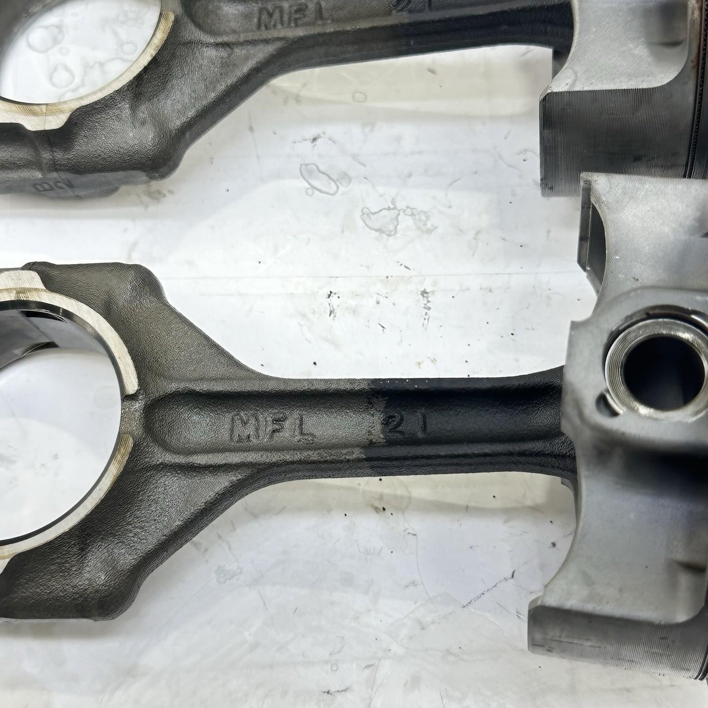 2008 - 2011 HONDA CBR1000RR PISTONS CONNECTING RODS ENGINE MOTOR BLOCK SET OF 3