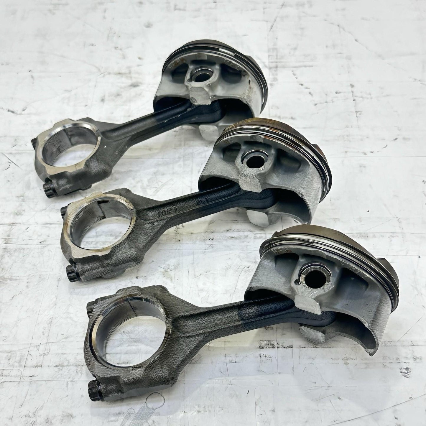2008 - 2011 HONDA CBR1000RR PISTONS CONNECTING RODS ENGINE MOTOR BLOCK SET OF 3