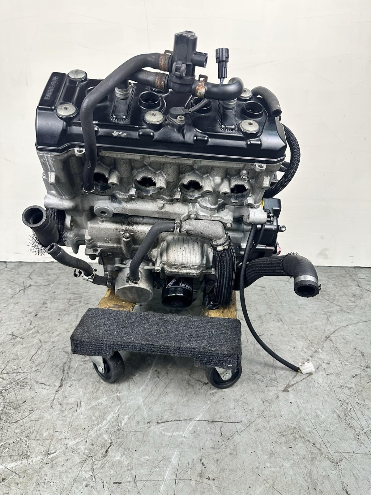 2006 2007 SUZUKI GSXR 600 ENGINE MOTOR COMPLETE *30 DAY WARRANTY* CYLINDER HEAD
