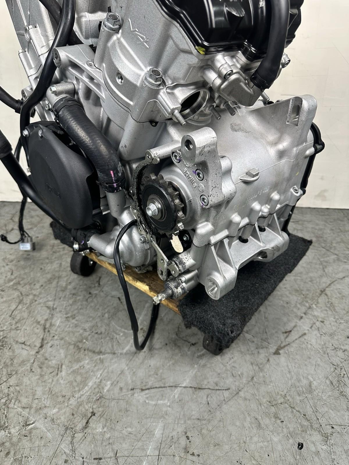 2021 - 2024 APRILIA RSV4 1100 ENGINE MOTOR COMPLETE *30 DAY WARRANTY* STOCK