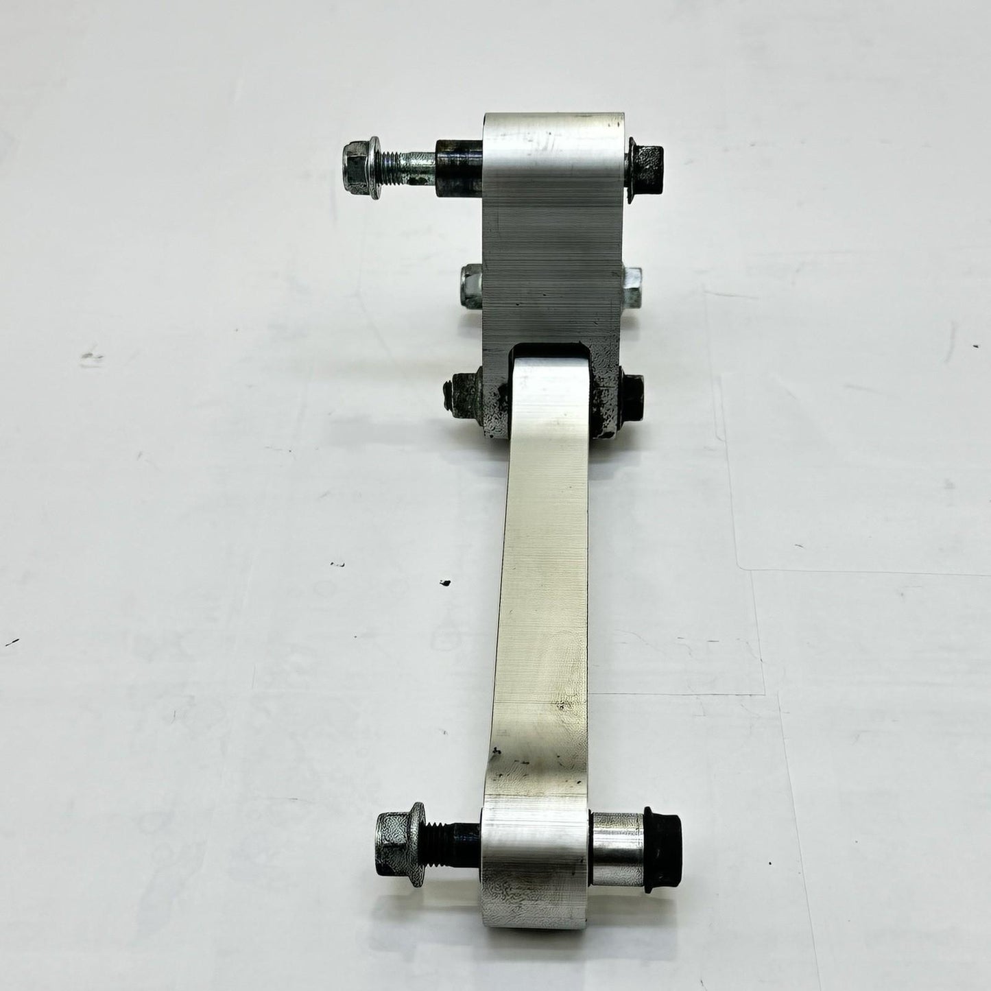 2009 - 2011 YAMAHA YZF R1 DOG BONE REAR SHOCK LINKAGE BACK SUSPENSION SILVER