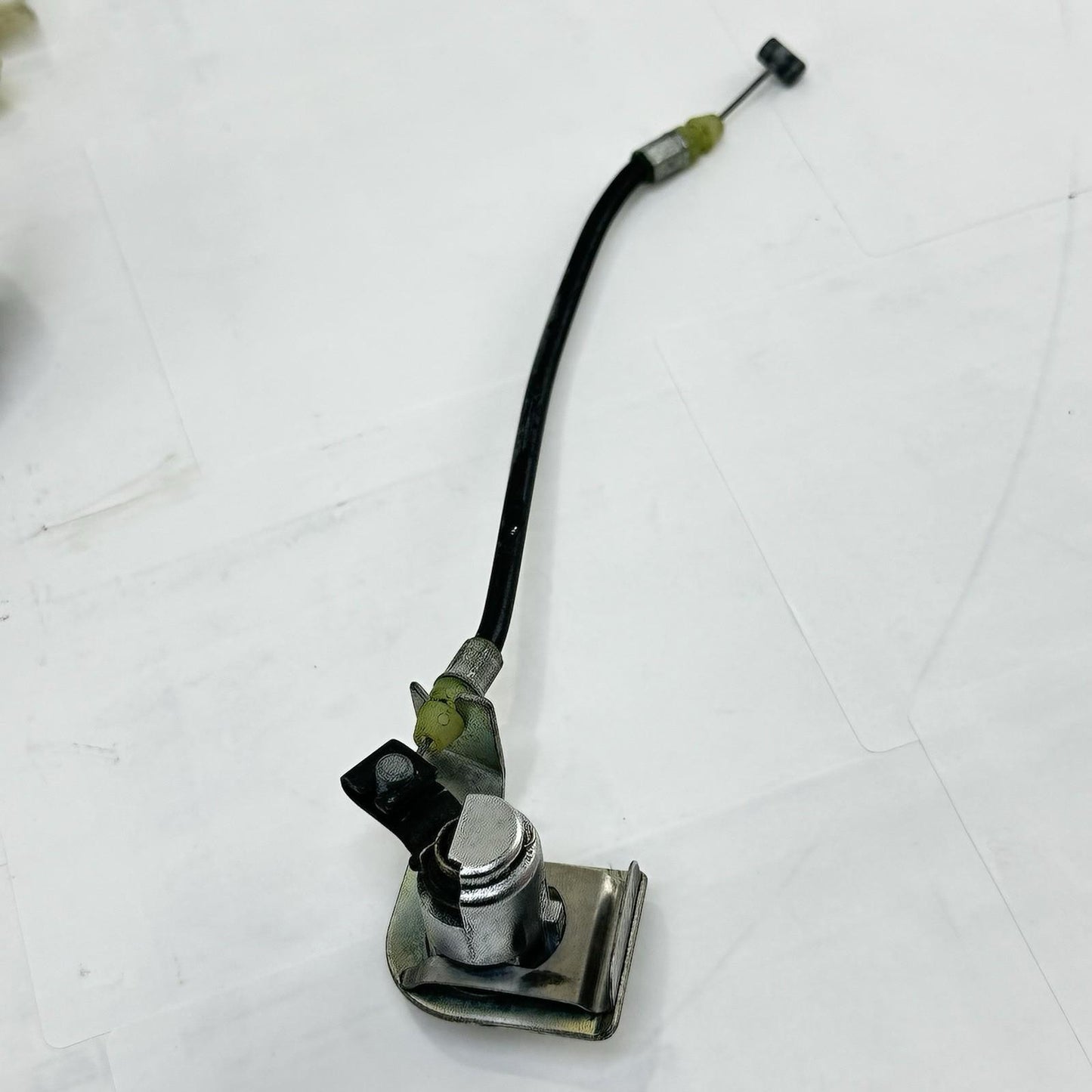 2009 - 2011 YAMAHA YZF R1 IGNITION LOCK SET KEY GAS CAP SEAT LATCH FORK CLAMP