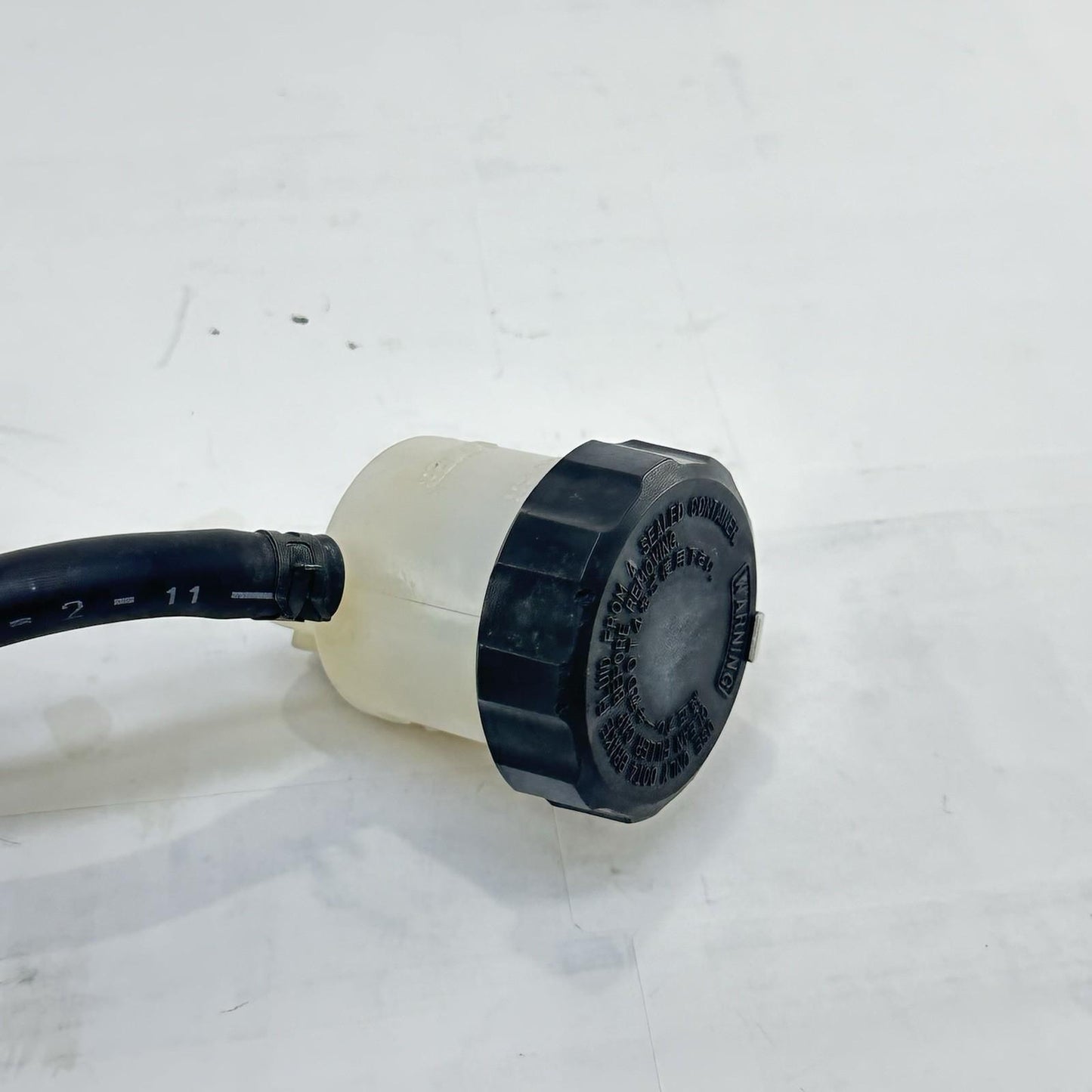 2009 - 2011 YAMAHA YZF R1 FRONT BRAKE MASTER CYLINDER RESERVOIR LEVER STOCK
