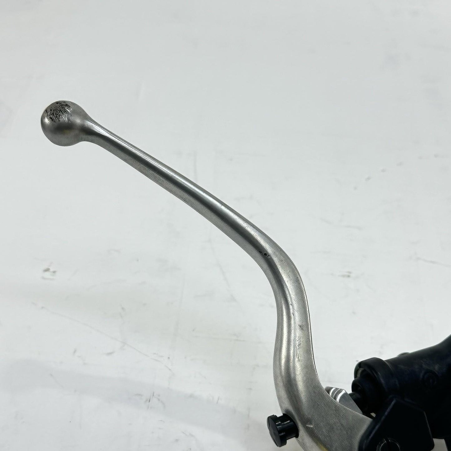 2009 - 2011 YAMAHA YZF R1 FRONT BRAKE MASTER CYLINDER RESERVOIR LEVER STOCK