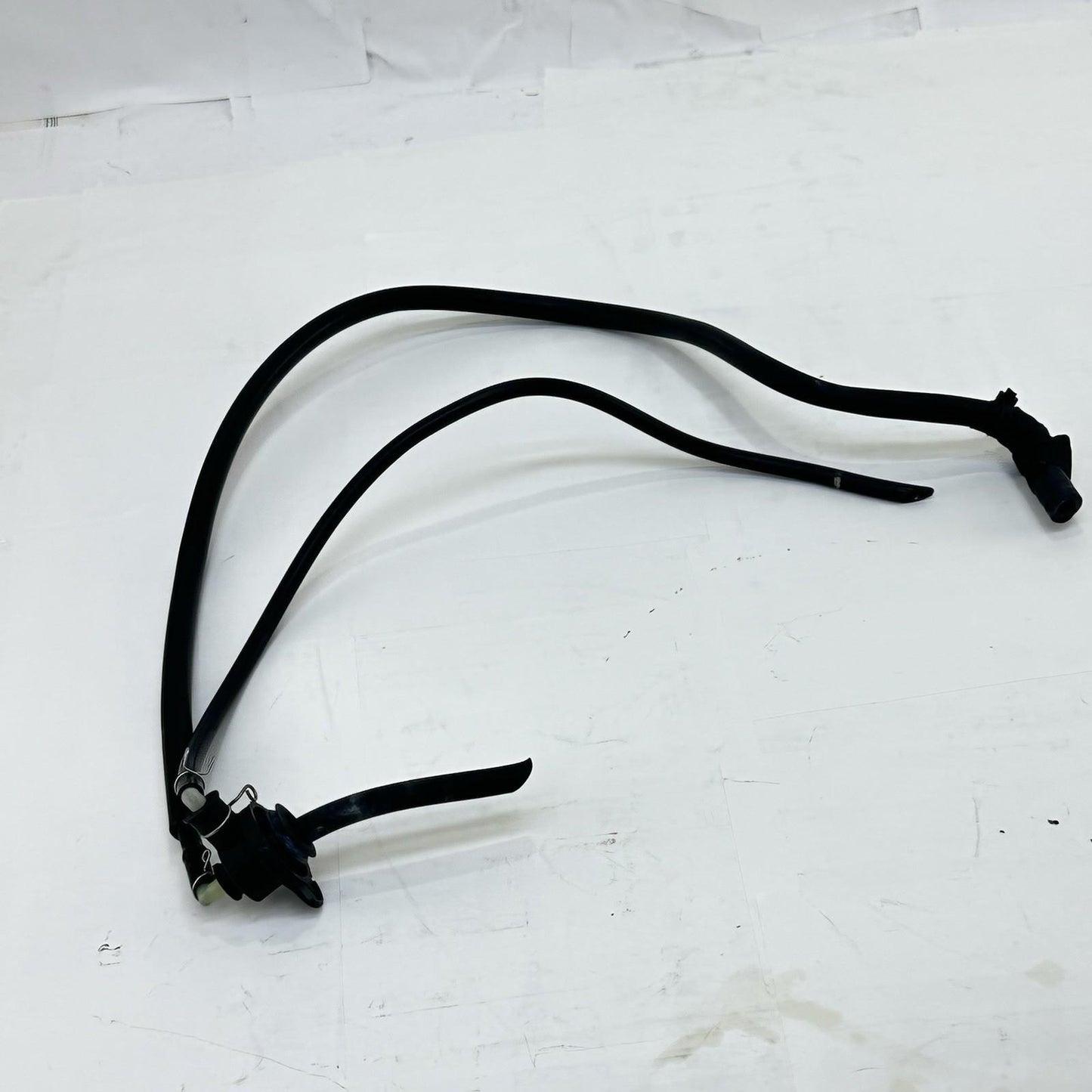 2009 - 2011 YAMAHA YZF R1 COOLANT TANK RADIATOR OVERFLOW BOTTLE LINES HOSES