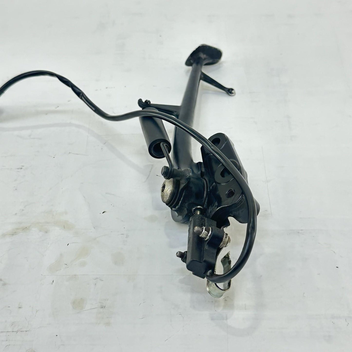 2009 - 2011 YAMAHA YZF R1 KICKSTAND SIDE LEG PROP STAND BOLTS KICK SENSOR BLACK