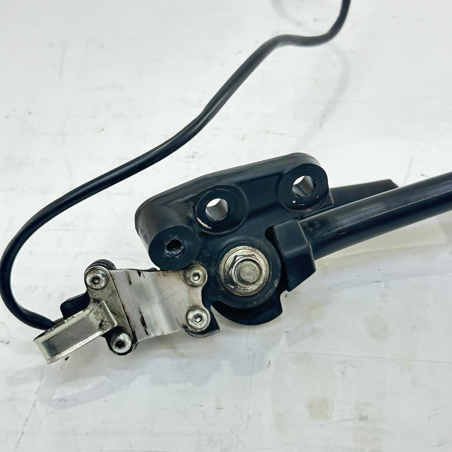 2009 - 2011 YAMAHA YZF R1 KICKSTAND SIDE LEG PROP STAND BOLTS KICK SENSOR BLACK