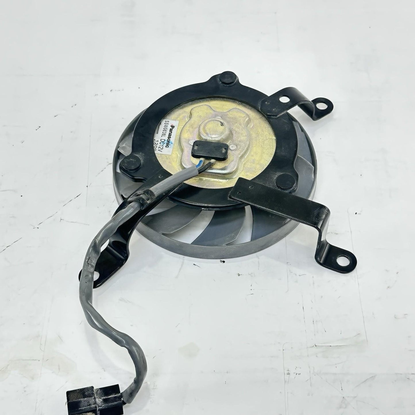 2009 - 2011 YAMAHA YZF R1 RADIATOR FANS ENGINE MOTOR COOLING LEFT RIGHT SET PAIR
