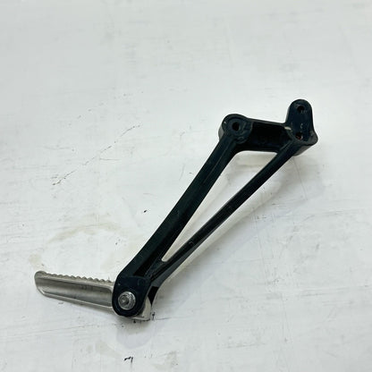 2009 - 2011 YAMAHA YZF R1 PASSENGER PEGS REAR FOOT REST LEFT RIGHT SET PAIR
