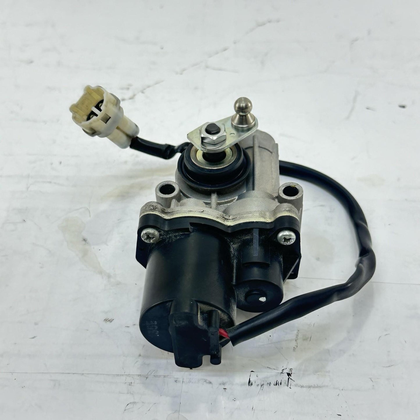 2009 - 2011 YAMAHA YZF R1 AIR BOX SERVO ACTUATOR INTAKE MOTOR BOLTS STOCK