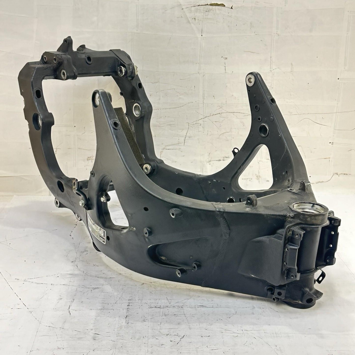 2007 - 2012 HONDA CBR600RR MAIN FRAME BODY CHASSIS BLACK STRAIGHT