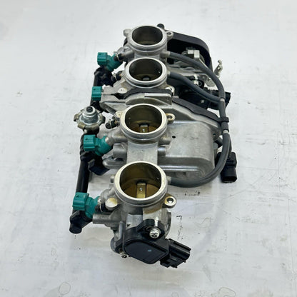 2009 - 2011 YAMAHA YZF R1 THROTTLE BODY MAIN FUEL INJECTOR RAILING STOCK