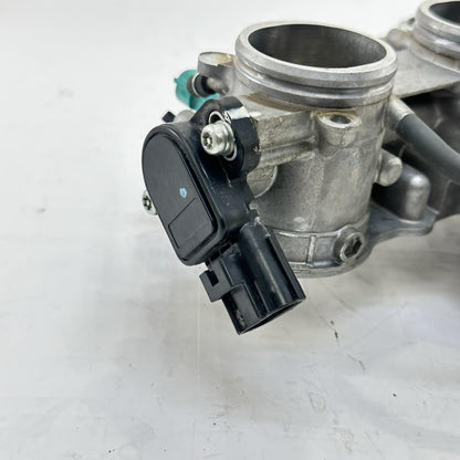 2009 - 2011 YAMAHA YZF R1 THROTTLE BODY MAIN FUEL INJECTOR RAILING STOCK