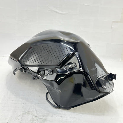 2009 - 2011 YAMAHA YZF R1 FUEL TANK GAS PETROL RESERVOIR BLACK STOCK *DENTED*