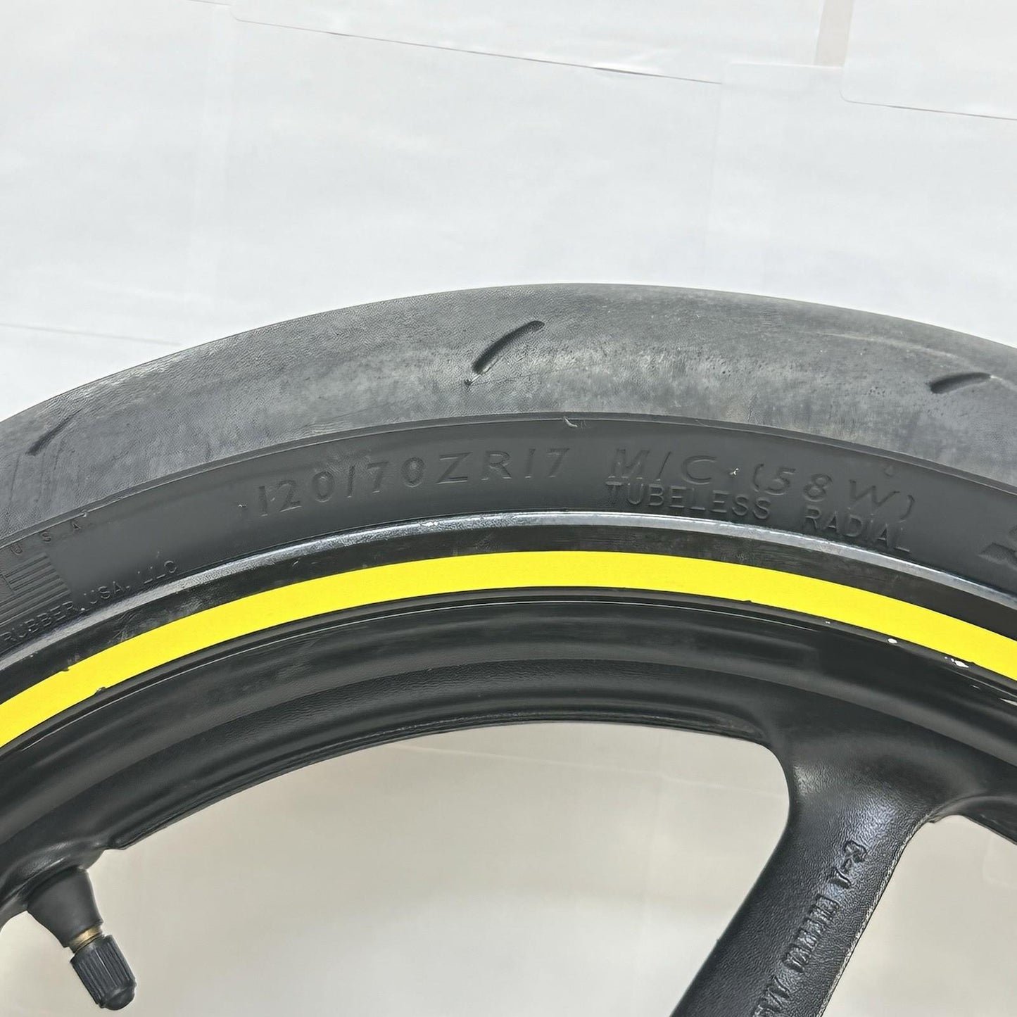 2009 - 2011 YAMAHA YZF R1 FRONT WHEEL RIM TIRE RUBBER BLACK STOCK *BENT*