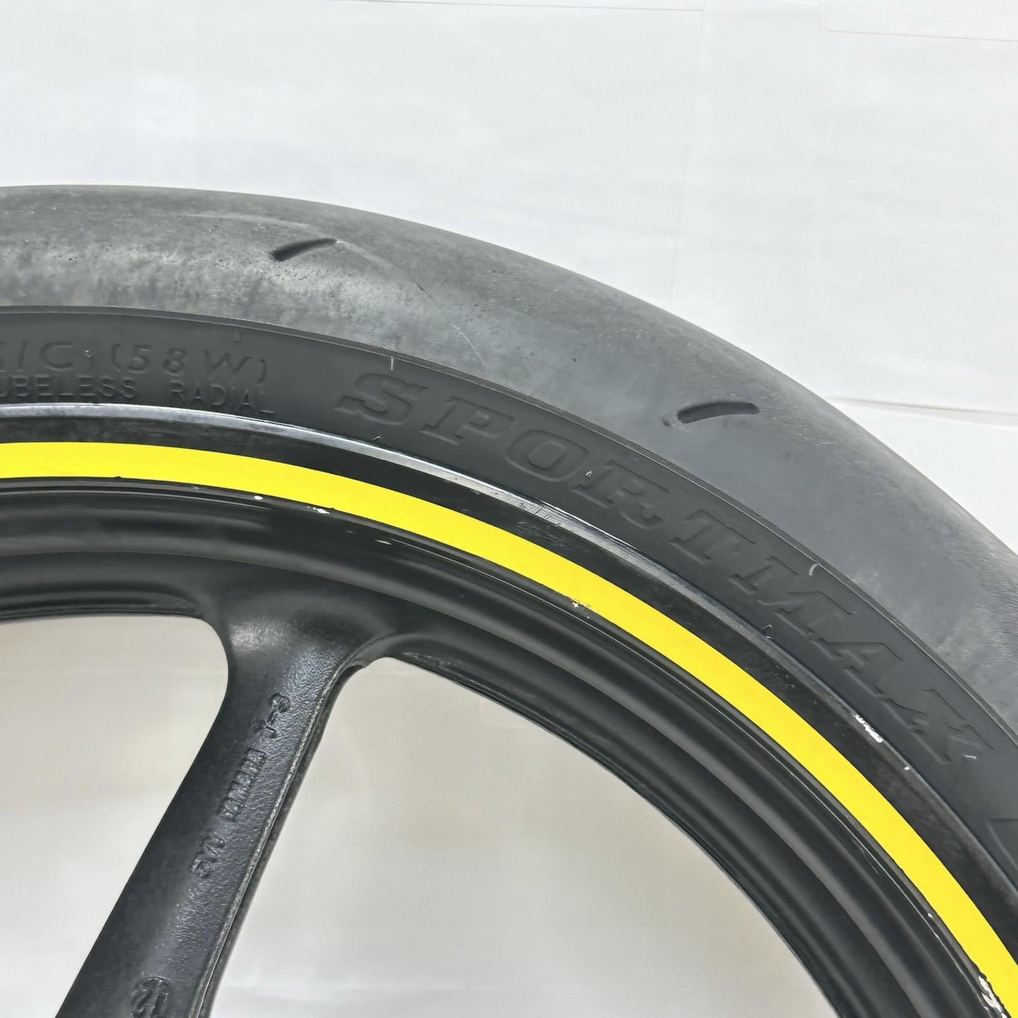2009 - 2011 YAMAHA YZF R1 FRONT WHEEL RIM TIRE RUBBER BLACK STOCK *BENT*