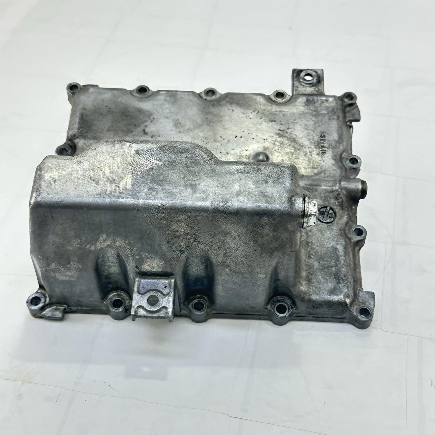 2007 - 2008 SUZUKI GSXR 1000 OIL PAN ENGINE MOTOR UNDER BELLY COVER *READ DISC*