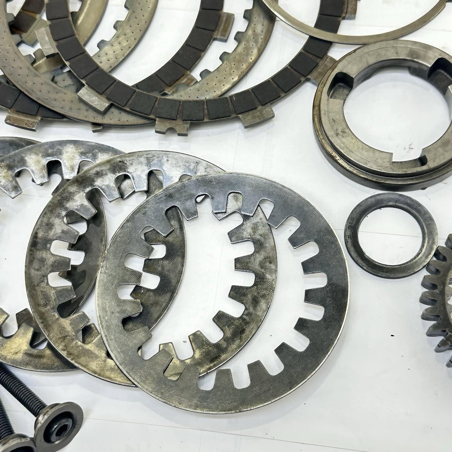 2007 - 2008 SUZUKI GSXR 1000 CLUTCH BASKET ASSEMBLY PRESSURE PLATES RINGS DISCS