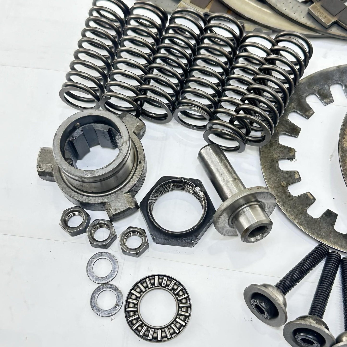 2007 - 2008 SUZUKI GSXR 1000 CLUTCH BASKET ASSEMBLY PRESSURE PLATES RINGS DISCS