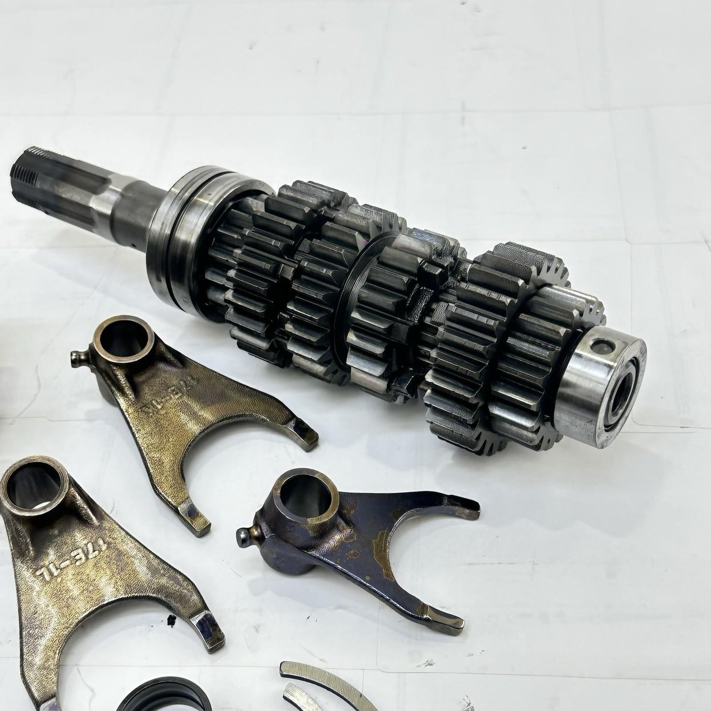 2007 - 2008 SUZUKI GSXR 1000 TRANSMISSION ENGINE MOTOR TRANNY GEARS SHAFT