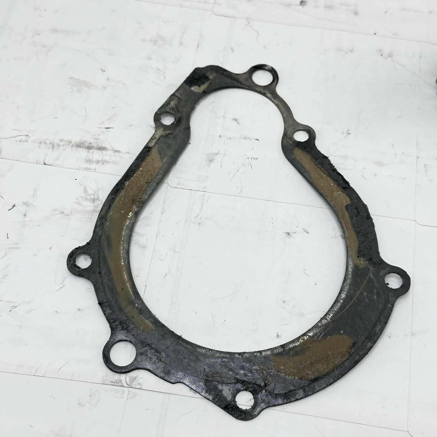 2007 - 2008 SUZUKI GSXR 1000 STARTER CLUTCH COVER GEAR ENGINE MOTOR SIDE PANEL