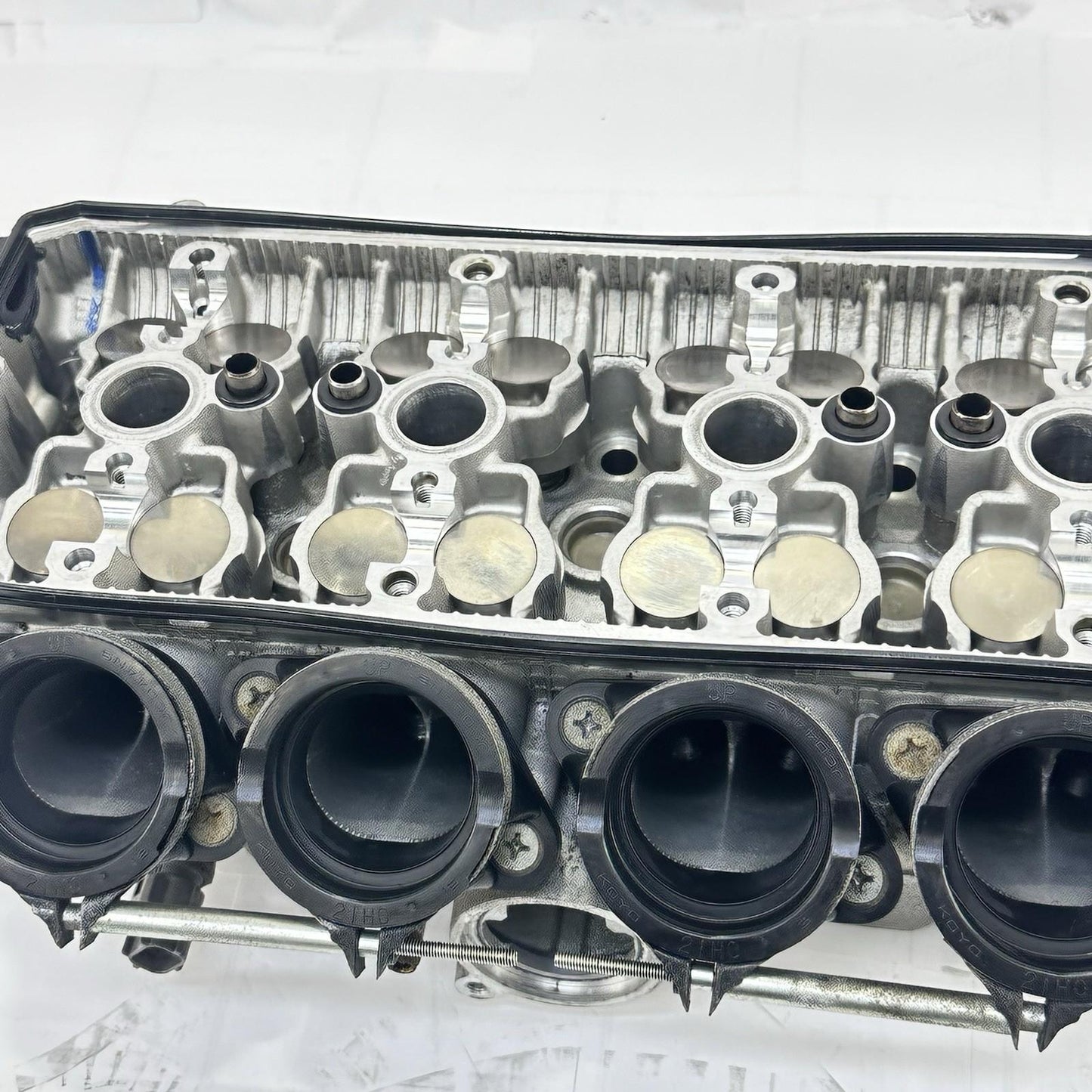 2007 - 2008 SUZUKI GSXR 1000 CYLINDER HEAD TOP END ENGINE VALVE COVER CAMSHAFT