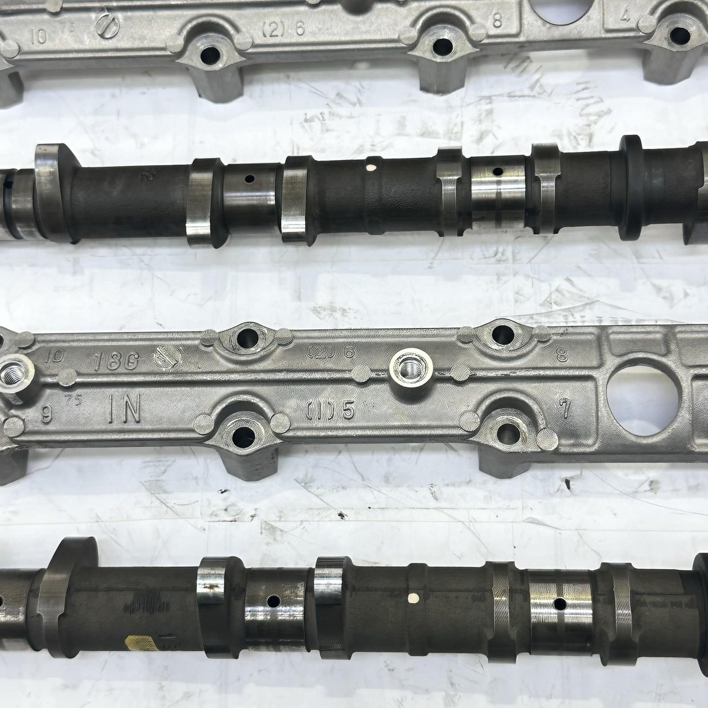 2007 - 2008 SUZUKI GSXR 1000 CYLINDER HEAD TOP END ENGINE VALVE COVER CAMSHAFT