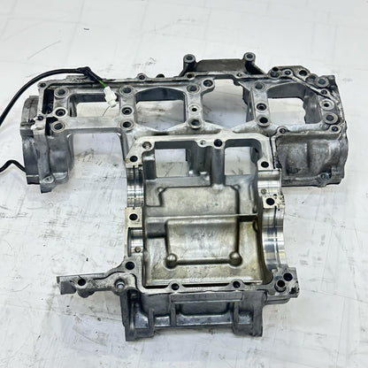 2007 - 2008 SUZUKI GSXR 1000 CRANK CASE UPPER BLOCK ENGINE MOTOR SILVER STOCK