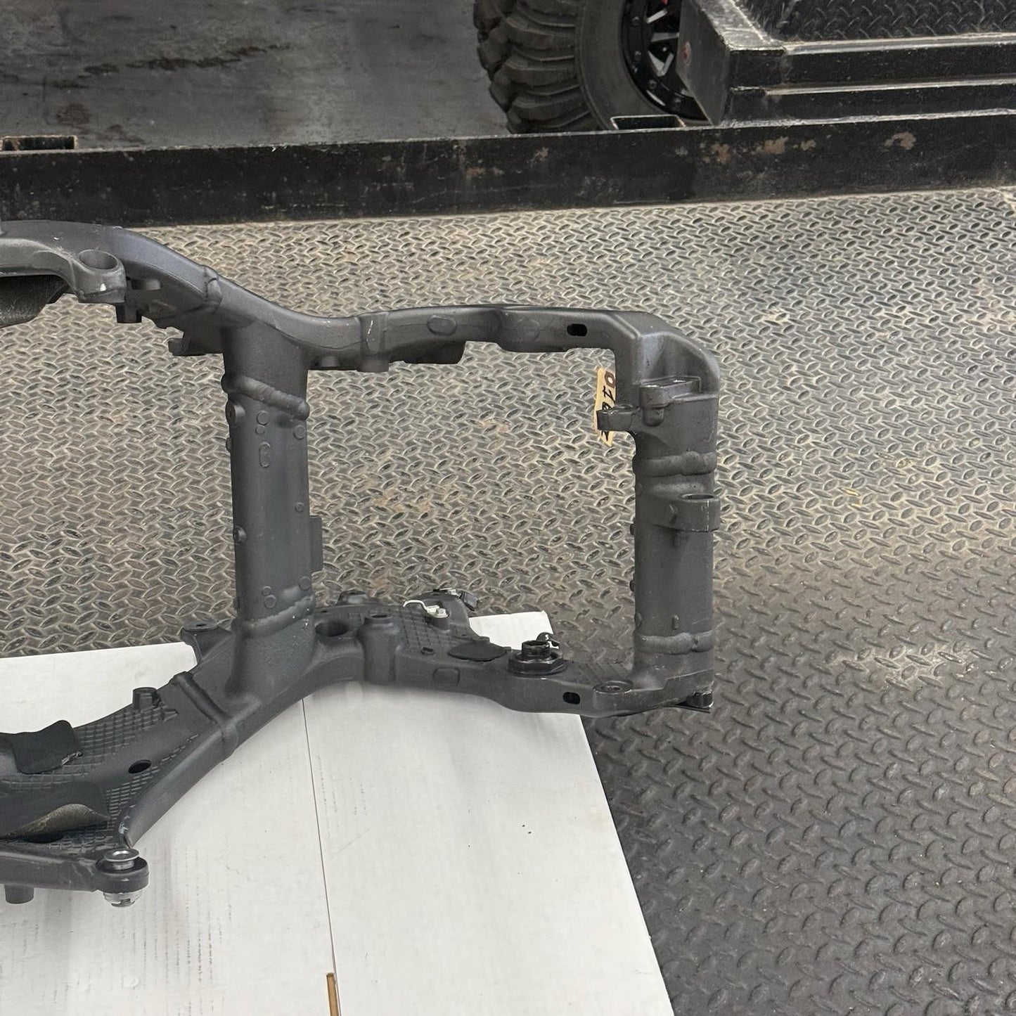 2021 - 2025 KAWASAKI NINJA ZX10R FRAME MAIN CHASSIS STRAIGHT STOCK BLACK