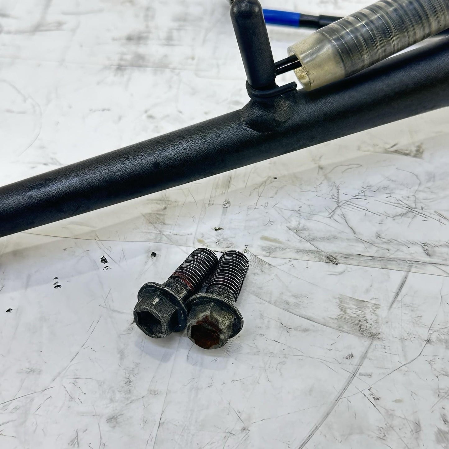 2024 - 2026 KAWASAKI NINJA ZX6R KICKSTAND SIDE LEG REST FRAME STAND KICK SENSOR