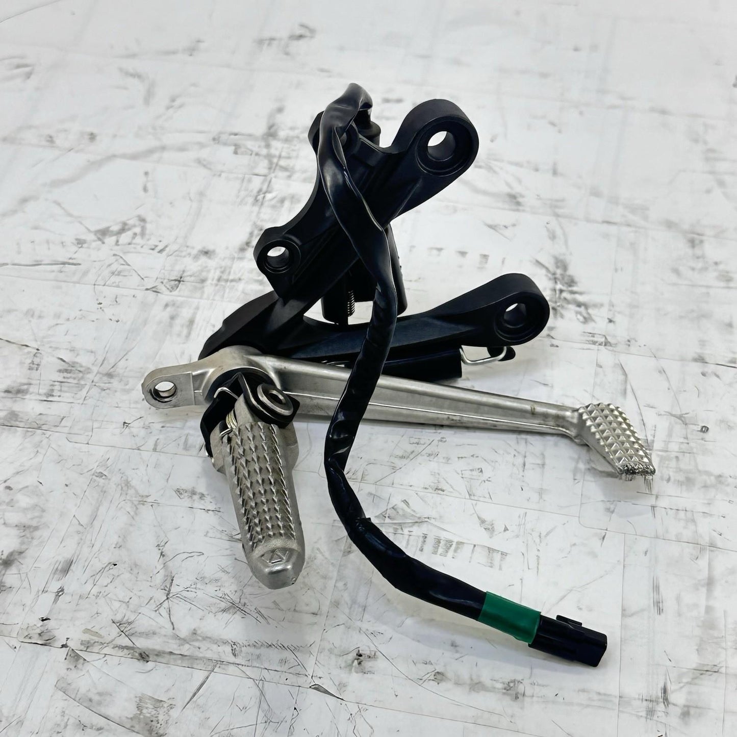 2024 - 2026 KAWASAKI NINJA ZX6R REAR SET BRAKE CLUTCH PEDAL LEVER LEFT RIGHT