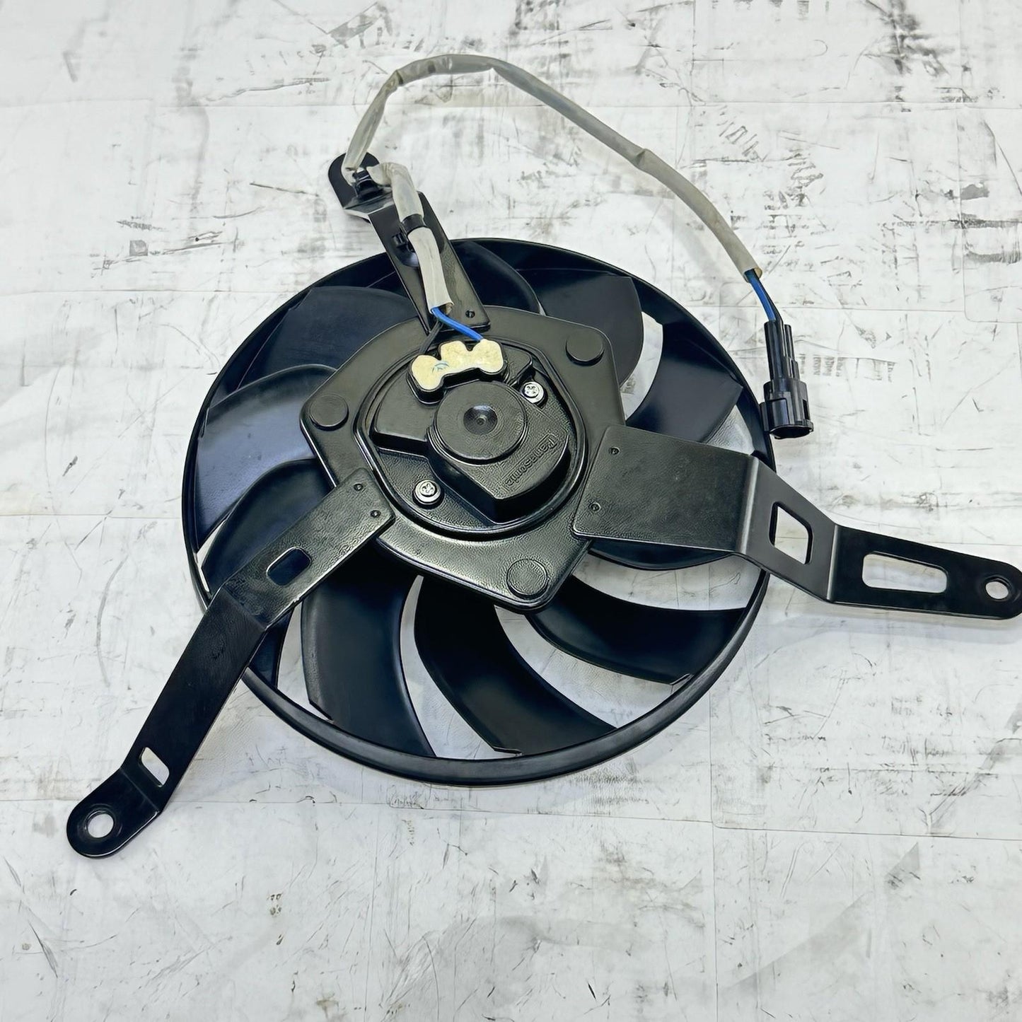 2024 - 2026 KAWASAKI NINJA ZX6R RADIATOR FAN ENGINE MOTOR COOLING BLACK STOCK
