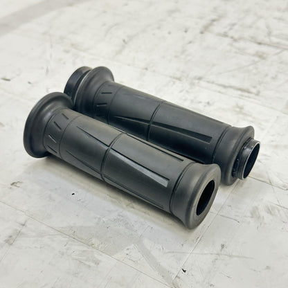 2024 - 2026 KAWASAKI NINJA ZX6R HANDLE BAR GRIPS LEFT RIGHT SET PAIR BLACK