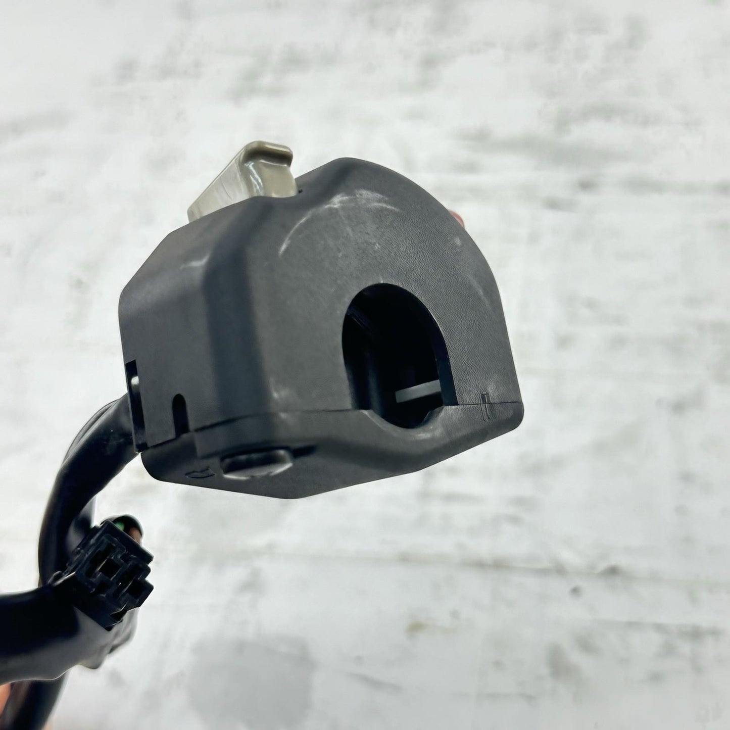2024 - 2026 KAWASAKI NINJA ZX6R RIGHT SWITCH START STOP ON OFF KILL SWITCH