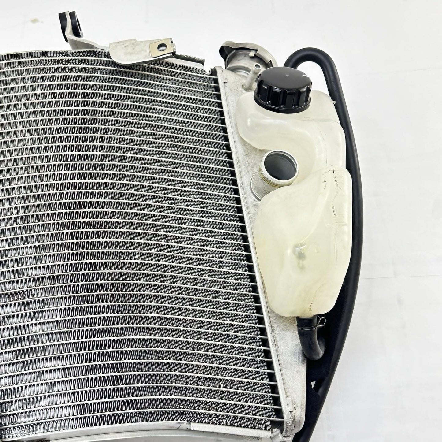 2024 - 2026 KAWASAKI NINJA ZX6R RADIATOR ENGINE MOTOR COOLANT TANK LINES STOCK