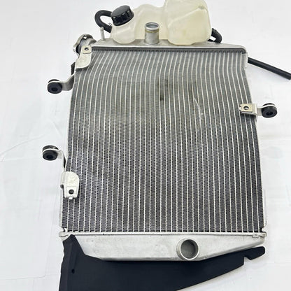 2024 - 2026 KAWASAKI NINJA ZX6R RADIATOR ENGINE MOTOR COOLANT TANK LINES STOCK