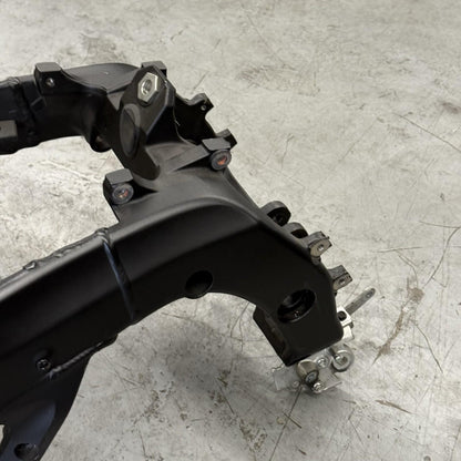 2008 - 2016 YAMAHA YZF R6 FRAME CHASSIS BLACK STRAIGHT STOCK YZF-R6