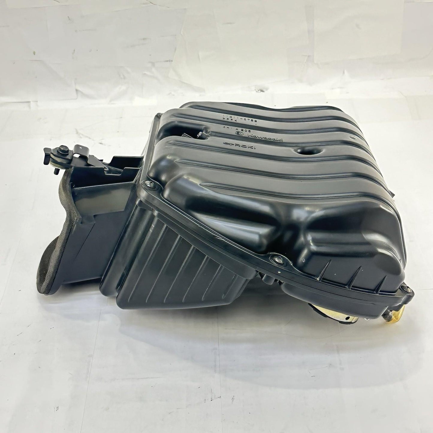 2024 - 2026 KAWASAKI NINJA ZX6R AIRBOX INTAKE AIR FILTER CLEANER BOX BLACK STOCK