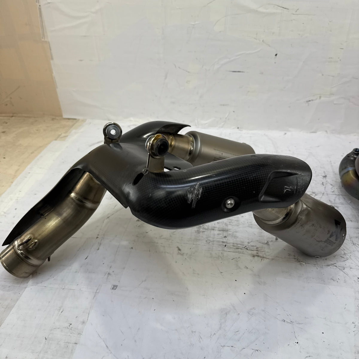 2018 - 2024 Ducati Panigale V4 Akrapovic Full Exhaust Complete Assembly Damaged