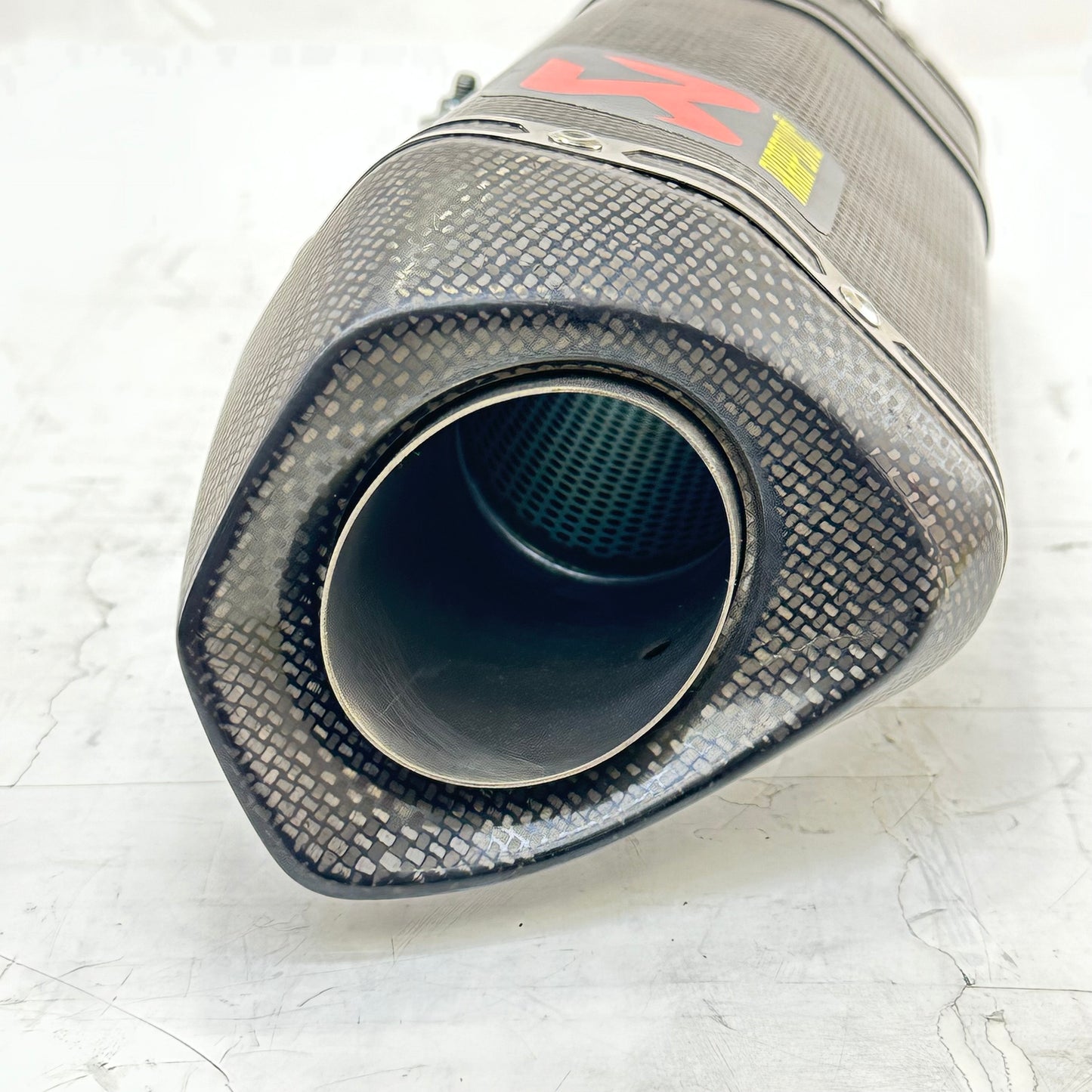 2021 - 2024 APRILIA TUONO V4 1100 EXHAUST MUFFLER SILENCER PIPE AKRAPOVIC * SLIGHT DAMAGE*